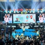 Andalan Hati Gelar Kampanye Akbar di GOR Sudiang Puluhan Ribu Pendukung Tu 20241123 204703 0000