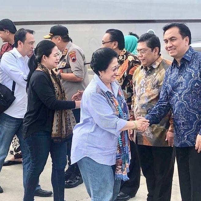 Effendi Simbolon dan Megawati