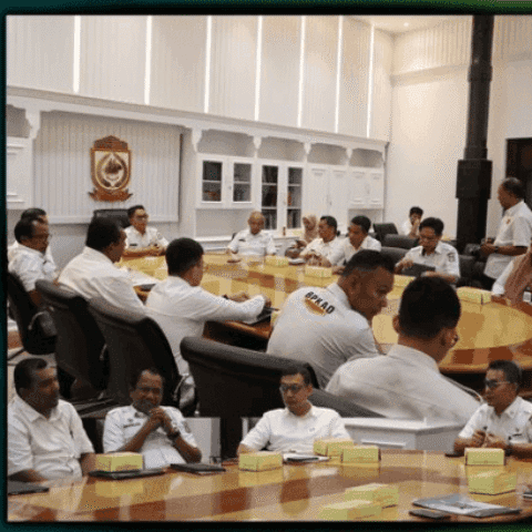 Rapat Tim Anggaran Pemda Kota Makassar Bahas Persiapan Penyusunan APBD 2025