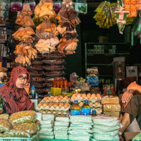 Warga Makassar Keluhkan Kenaikan Harga Sembako Pemerintah Diminta Bertindak