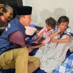 Banjir di Makassar Pj Gubernur Sulsel Kunjungi RSI Faisal dan Pengungsi di Tengah Malam