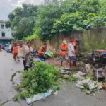Lurah Bontoala Pimpin Kerja Bakti Bersihkan Drainase