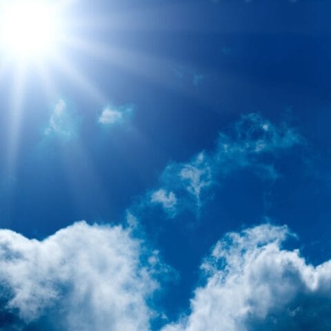 Prakiraan Cuaca 26 Desember 2024: Cuaca Cerah Berawan di Makassar dan Sekitarnya