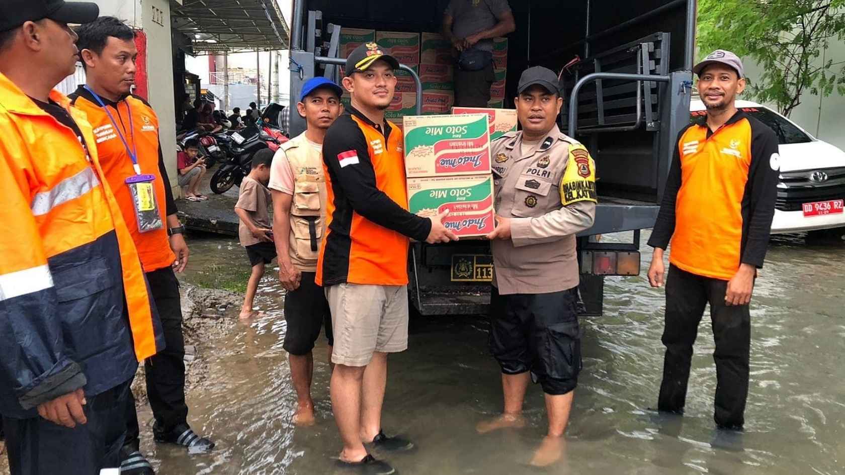 Lurah Katimbang Pantau Langsung Pemulihan Banjir: Semua Warga Sudah Kembali ke Rumah