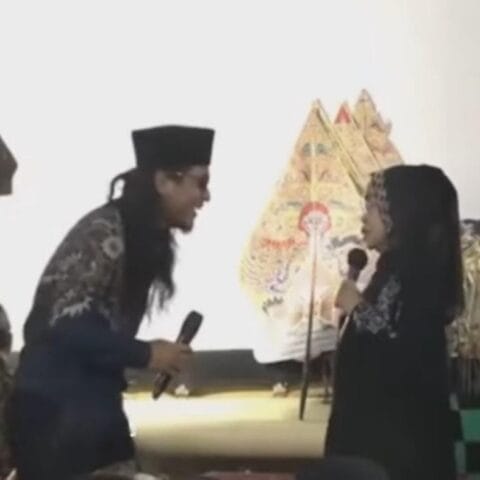 Setelah 2 Tahun Pendam Sakit Hati, Yati Pesek Ungkap Luka Usai Diejek Gus Miftah 11 Setelah 2 Tahun Pendam Sakit Hati, Yati Pesek Ungkap Luka Usai Diejek Gus M_20241207_193319_0000