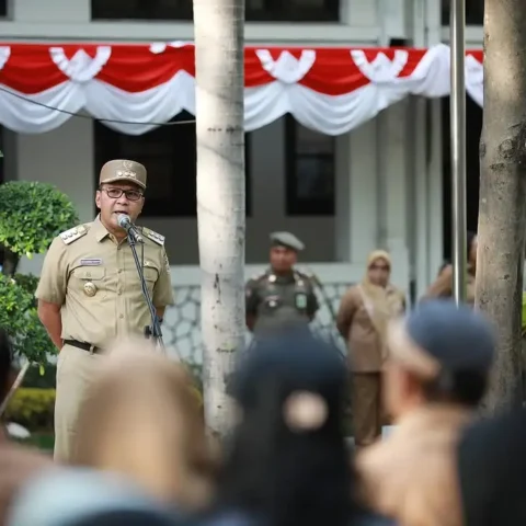 Danny Pomanto Resmi Akhiri Masa Jabatan Sebagai Wali Kota Makassar 21 Foto Danny Pomanto Walikota Makassar saat memimpin upacara di Gedung Balaikota Makassar