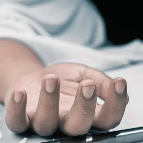 Mahasiswa Makassar Tewas Misterius dengan Mulut Berbusa di Maros