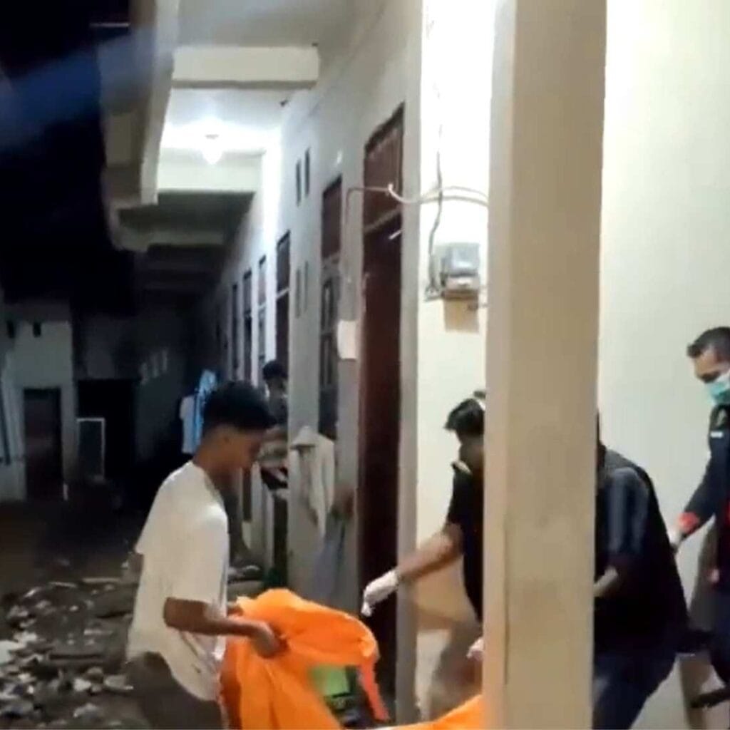 Mayat Pria Terbungkus Selimut di Indekos Gegerkan Warga Makassar