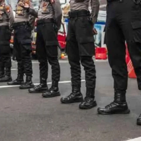 Polda Sulbar Tetapkan 5 Polisi Jadi Tersangka Penganiayaan Mahasiswa Kader HMI 26 Polda Sulbar Tetapkan 5 Polisi Jadi Tersangka Penganiayaan Mahasiswa Kader HMI