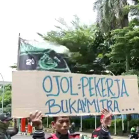 Demo Serentak Driver Ojol Tuntut THR, Pemerintah Diminta Segera Ambil Tindakan 21 Demo Drive Ojol
