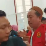 Mira Hayati Pemilik Skincare Bermerkuri Absen Sidang Perdana, Alasan Sakit atau Mengulur Waktu? 2 Sidang Perdana Agus Salim Didakwa Sebar Produk Tanpa Izin BPOM