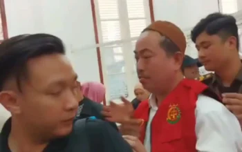 Sidang Perdana Agus Salim Didakwa Sebar Produk Tanpa Izin BPOM