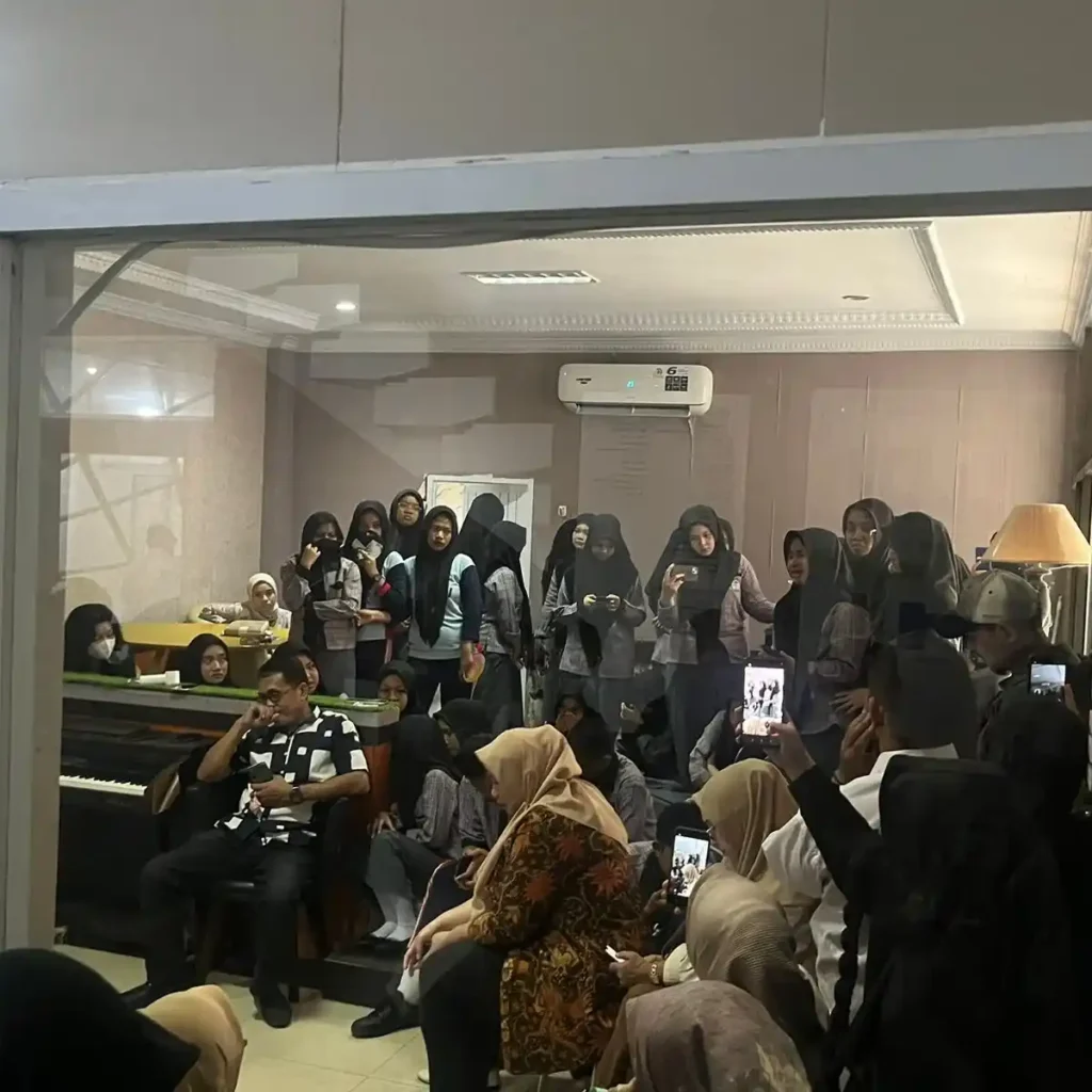 Gagal SNBP 2025, Ratusan Siswa SMAN 17 Makassar Terancam Kehilangan Kesempatan Kuliah