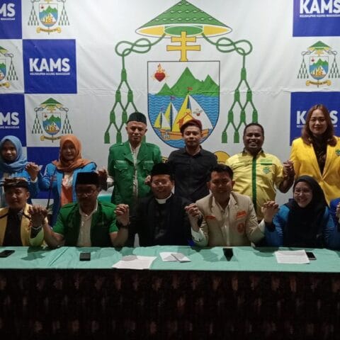 Mengokohkan Persaudaraan: Keuskupan Agung Makassar Gelar Dialog Lintas Agama dan Buka Puasa Bersama