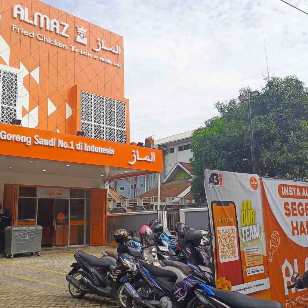 Renovasi Hampir Rampung, Almaz Fried Chicken Siap Hadir di Jantung Kota Makassar