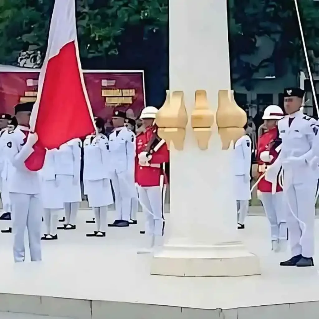 Viral Bendera Merah Putih Terbalik di Mamasa Bupati Welem Sambolangi Meminta Maaf