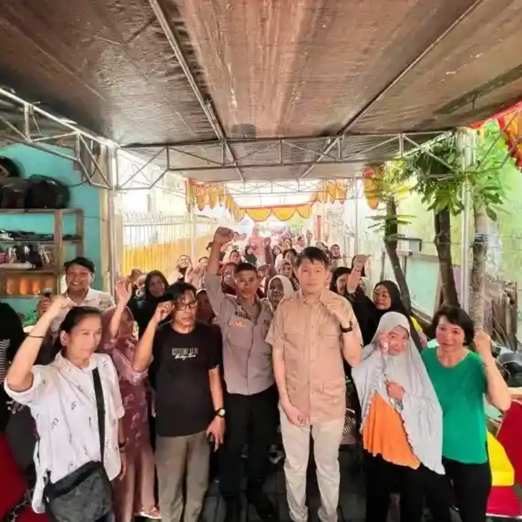 Wakil Ketua DPRD Makassar Eric Horas Terima Keluhan Banjir saat Reses, Lurah Lajangiru Absen