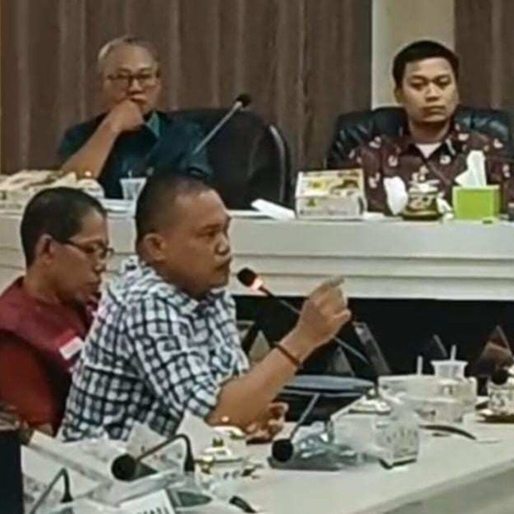 Tender Seragam Gratis Dinilai Tak Transparan, UMKM Konveksi Sampaikan Harapan ke Disdik