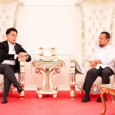 Gubernur Sulsel Sambut Menko Hukum dan HAM Yusril Ihza Mahendra 26 Gubernur Andi Sudirman Sulaiman menyambut Menko Hukum dan HAM Yusril Ihza Mahendra di Rumah Jabatan Gubernur Sulsel.