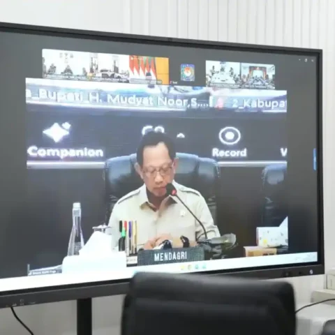 Wali Kota Makassar pimpin penguatan pengawasan MBG di sekolah Makassar 29 September 2025