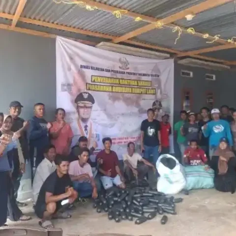 Pemprov Sulsel Salurkan 2.000 Paket Bibit Rumput Laut