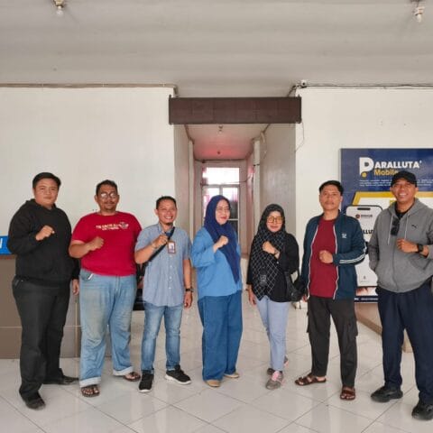 Wujud Empati, ASN PPPK Kota Makassar Serahkan Bantuan kepada Korban Tragedi DPRD