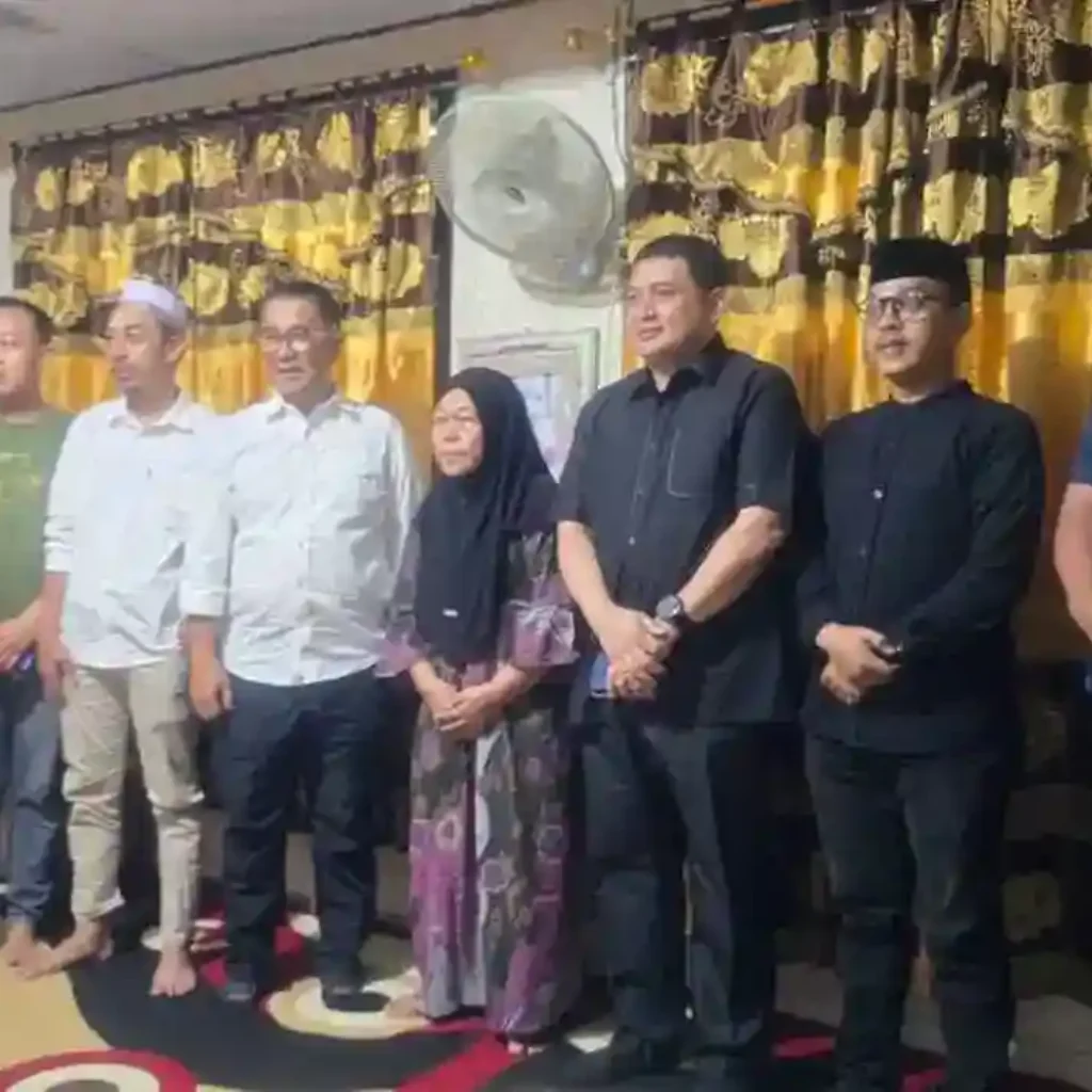 Munafri Dampingi Dirjen Otda Kunjungi Keluarga Korban Tragedi DPRD Makassar