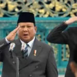 Presiden Prabowo Subianto melantik menteri hasil reshuffle Kabinet Merah Putih di Istana Negara.