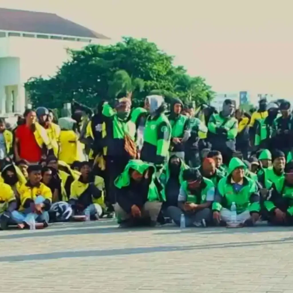 Polda Sulsel Gelar Maulid Nabi dan Doa Bersama dengan Komunitas Ojol