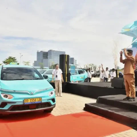 Taksi Listrik Makassar Green SM Resmi Diluncurkan Gubernur Sulsel