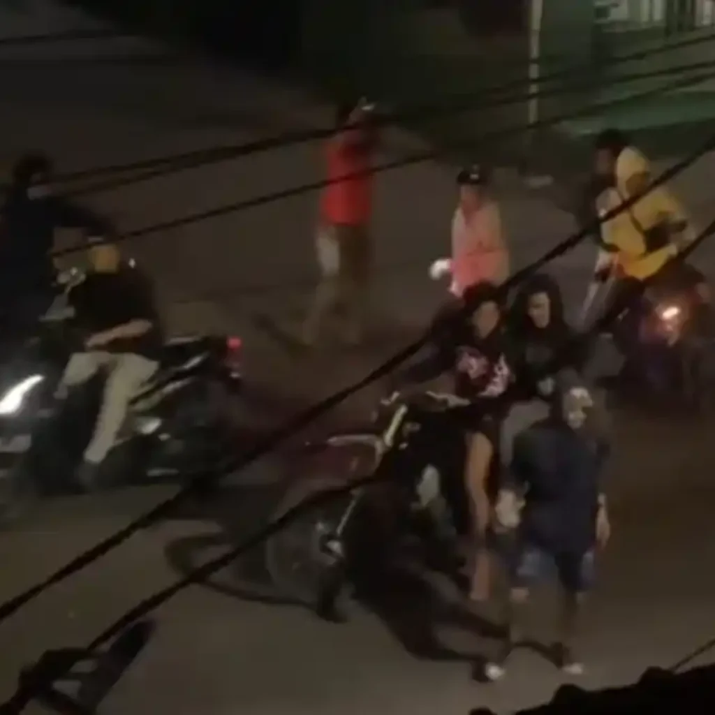 Tawuran Dinihari di Jalan Pannara Antang Pemuda Saling Kejar Bawa Busur