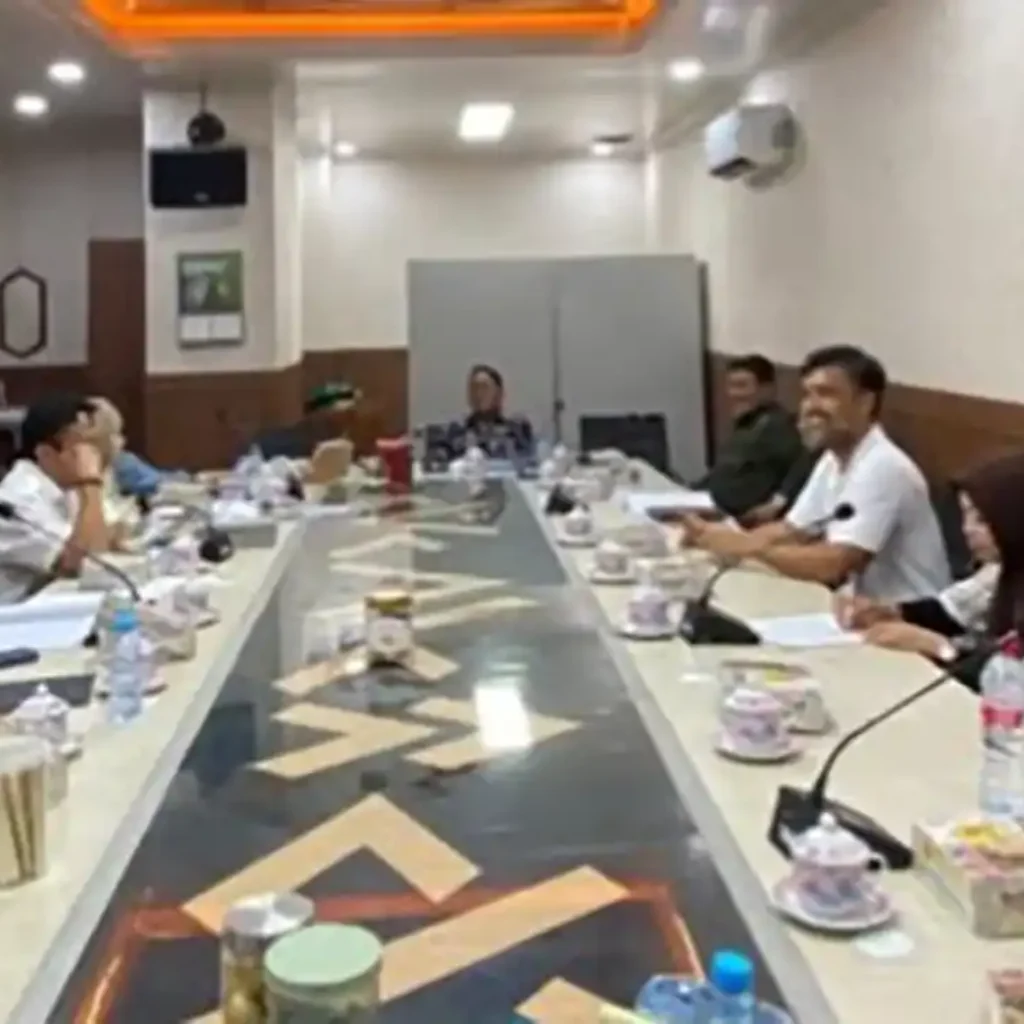 Perumda Parkir Paparkan Program Antikebocoran PAD di Rapat Monev Komisi B DPRD Makassar