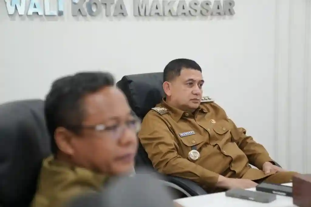 Ramboll Tinjau MLCP Makassar 27–31 Oktober 2025 1 Wali Kota Makassar Munafri Arifuddin memimpin rapat persiapan kunjungan Ramboll di Balai Kota Makassar Senin 13 Oktober 2025.