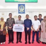 GPM Serentak Sulsel 24 Daerah Harga Pangan Lebih Murah 3 Rp17 Miliar untuk Sidrap dan Bantuan Benih Padi untuk Soppeng–Sidrap Diserahkan Gubernur Andi Sudirman