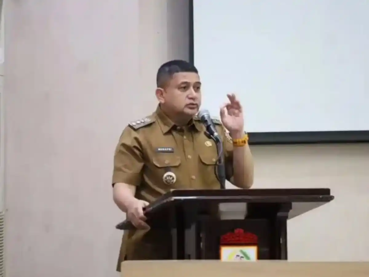 Appi Minta Bongkar Backing Parkir Liar Makassar, Tim Gabungan Disiapkan di Panakkukang hingga Pelabuhan 1 Wali Kota Makassar Munafri Arifuddin perintahkan penindakan parkir liar Makassar