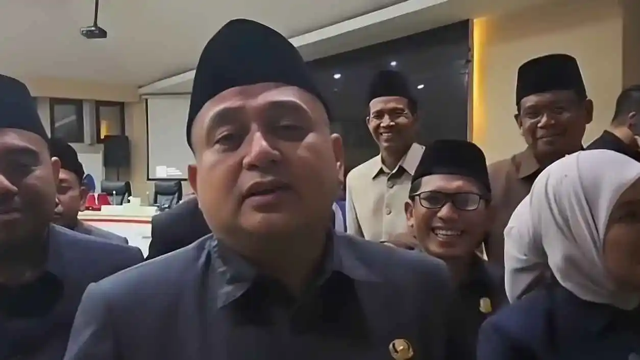 Appi Makassar Tanpa Petasan di Malam Tahun Baru 2026 1.244 Polisi Disiagakan 1 Appi Munafri Arifuddin Wali Kota Makassar saat wawancara mengenai larangan penggunaan petasan di tahun baru