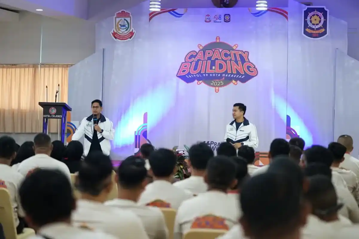 Capacity Building Satpol PP Kota Makassar Libatkan 200 Personel di Malino 1 Suasana pembekalan Capacity Building Satpol PP Kota Makassar yang diikuti ratusan personel di salah satu hotel di Malino, Kabupaten Gowa, Jumat 12 Desember 2025. Para peserta mendapatkan materi peningkatan kerja sama tim dan penguatan karakter aparatur.