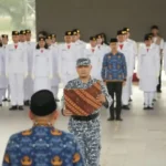 Hari Bela Negara ke 77 di Karebosi Appi Sematkan Pin Emas untuk 77 Paskibraka Makassar