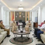 Anggota DPRD Kota Makassar Ray Suryadi Arsyad dan Tri Sulkarnain Ahmad melakukan audiensi dengan Wali Kota Makassar Munafri Arifuddin di kantor Balaikota, Selasa, 18 November 2025, membahas kondisi Tempat Pelelangan Ikan (TPI) Paotere