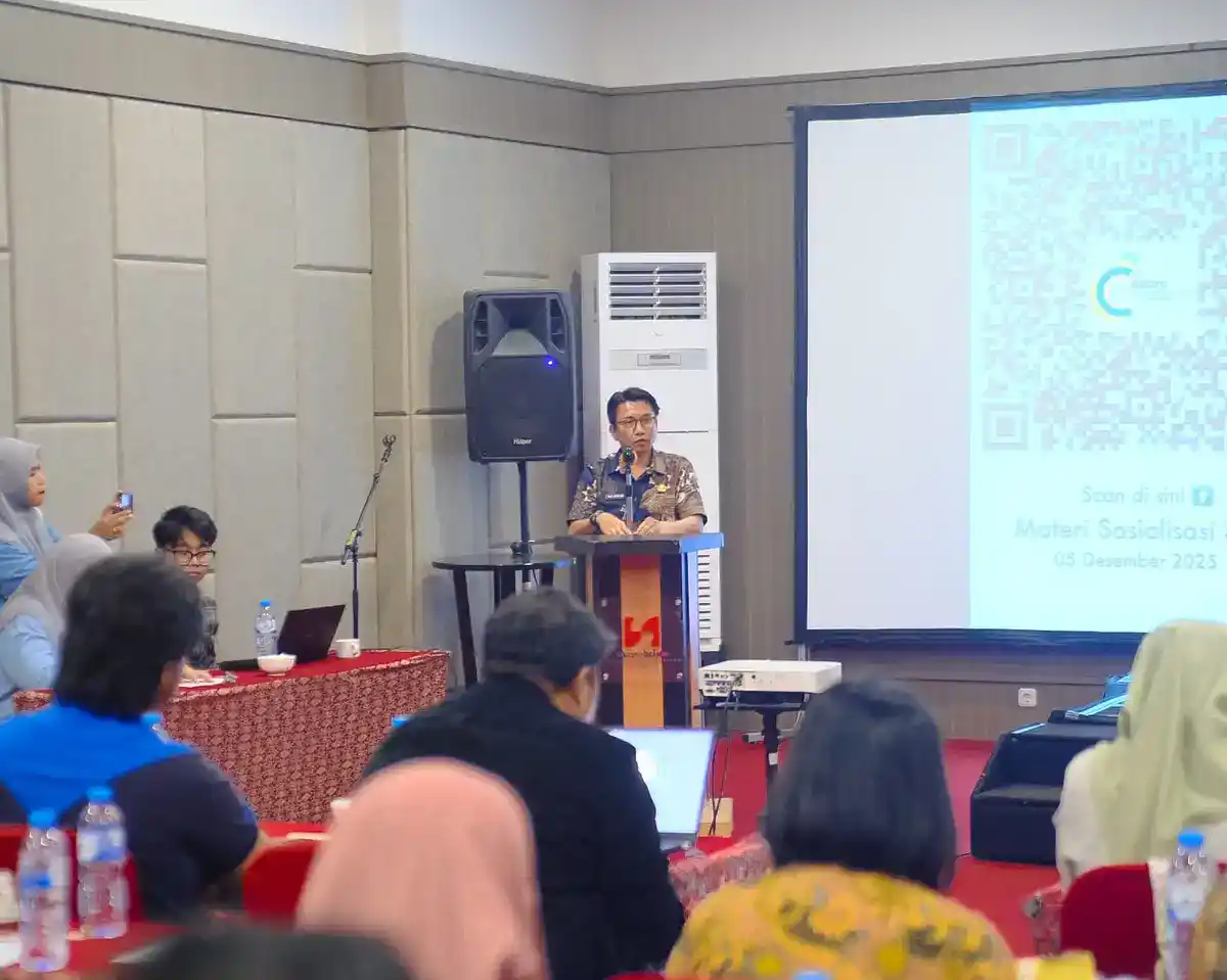 Sosialisasi SLF Makassar Dibuka Fuad Azis di Swiss-Belhotel 2 Sosialisasi Sertifikat Laik Fungsi SLF di Swiss-Belhotel Panakkukang, 05 Desember 2025.