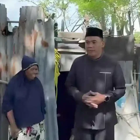Wakil Bupati Takalar Kunjungi Rumah Tidak Layak Huni Daeng Basse 14 Wakil Bupati Takalar Haji Hengky Yasin bersama Anggota DPRD Sulawesi Selatan Hj. Fadilah Fahriana mengunjungi rumah Daeng Basse di Desa Cikoang, Kecamatan Laikang, Kabupaten Takalar, Sulawesi Selatan, 12 Desember 2025