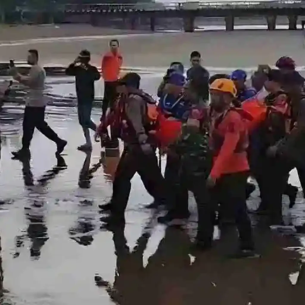 Anak 5 Tahun di Pattingalloang Gowa Terseret Ombak, SAR Kerahkan 2 Kapal Rescue