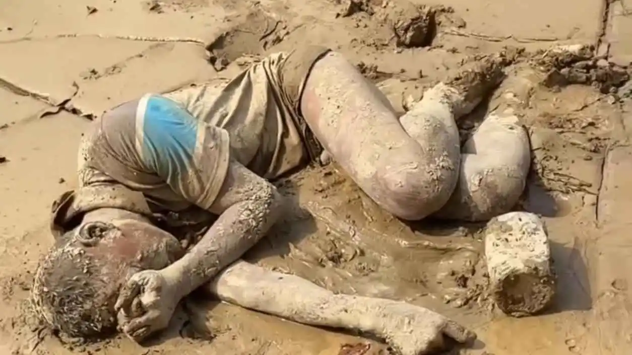 Korban warga Kampung Dalam ditemukan di belakang Kantor Kesbangpol Aceh Tamiang Kamis pagi