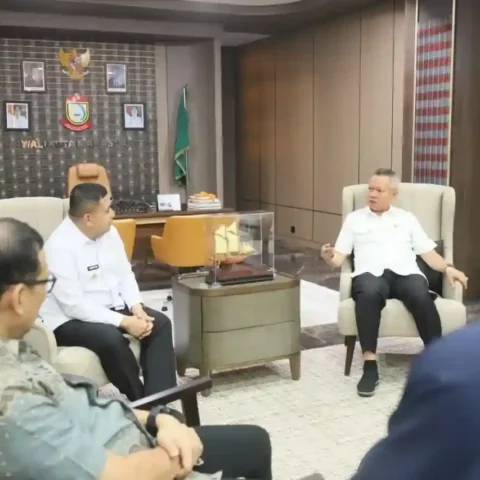 TPA 40 Hektare di Sigi, Bupati Rizal Intjenae Pelajari GEMA Makassar untuk Olah Plastik 1–2 Ton
