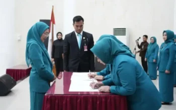 Melinda Aksa melantik Ketua TP PKK Kecamatan Makassar dan pengukuhan Bunda PAUD 13 Februari 2026