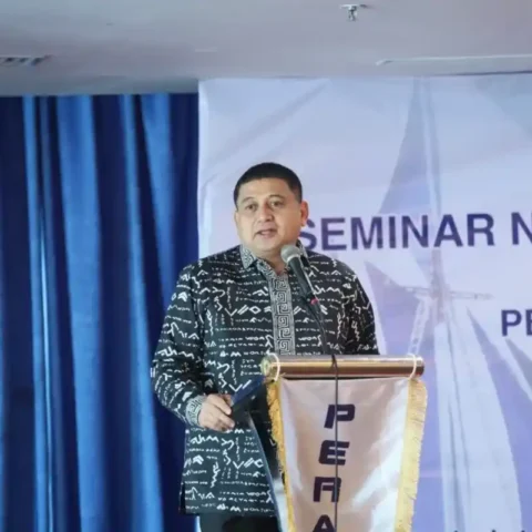 Wali Kota Makassar Dorong Kolaborasi dengan Advokat PERADI-SAI Tangani Persoalan Hukum Warga 14 Wali Kota Makassar Munafri Arifuddin memberi sambutan pada kegiatan organisasi advokat di Makassar, Sabtu 14 Februari 2026