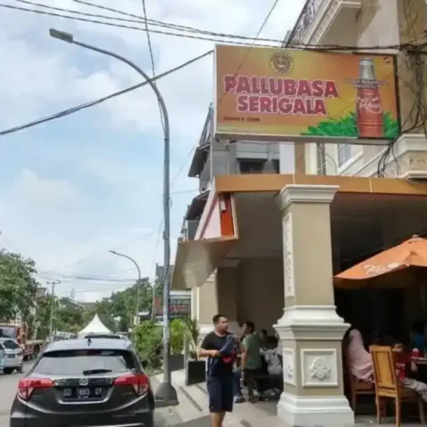 Parkir Liar Pallubasa Serigala Disorot, Pengelola Akui Gunakan Badan Jalan