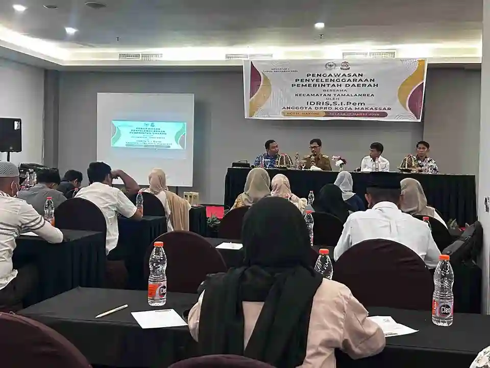 Idris Gerindra Awasi Pemerintahan Kecamatan Tamalanrea Camat Andi Pattiroi 1 Idris Gerindra Awasi Pemerintahan Kecamatan Tamalanrea Camat Andi Pattiroi