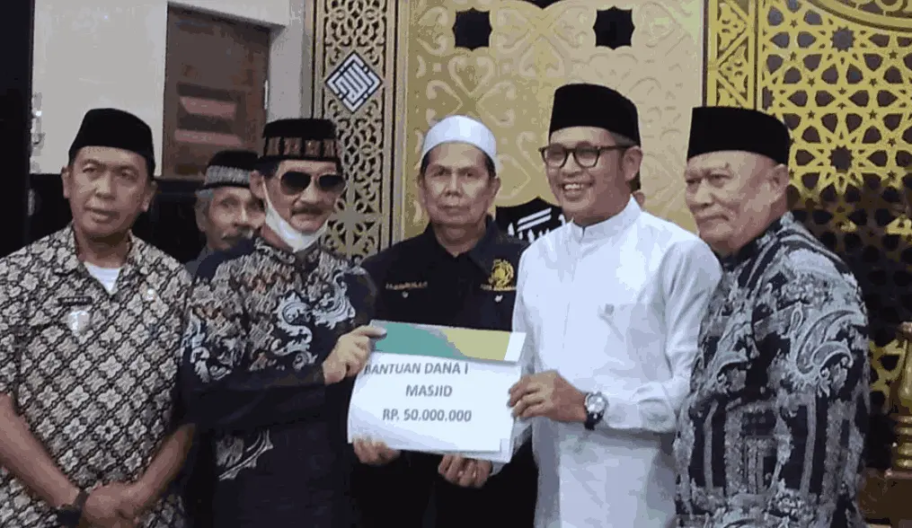 Safari Ramadan Supratman Bantu Rp50 Juta Masjid Manggala 1 Safari Ramadan Supratman Bantu Rp50 Juta Masjid Manggala