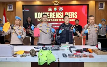 Polisi Amankan 52 Paket Sabu dalam Penggerebekan di Makassar